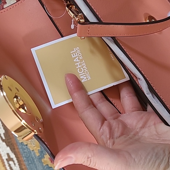 Michael Kors Carmen Medium Convertible Chain Shoulder Bag Crossbody Sherbert - Picture 8 of 9